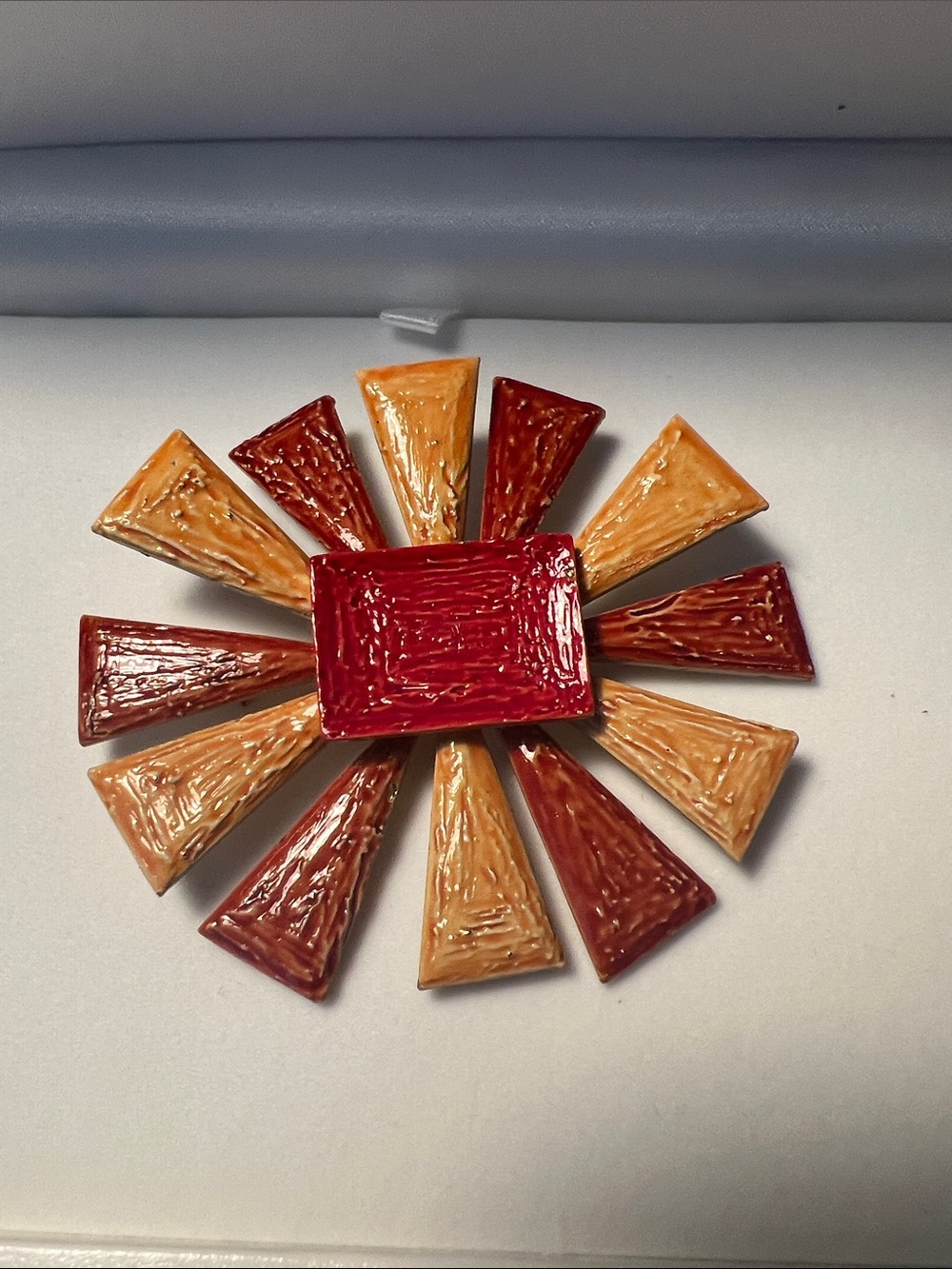 CAPRI Women’s Multicolor Enamel Sunburst Brooch – Rust red & Tan pin Vintage
